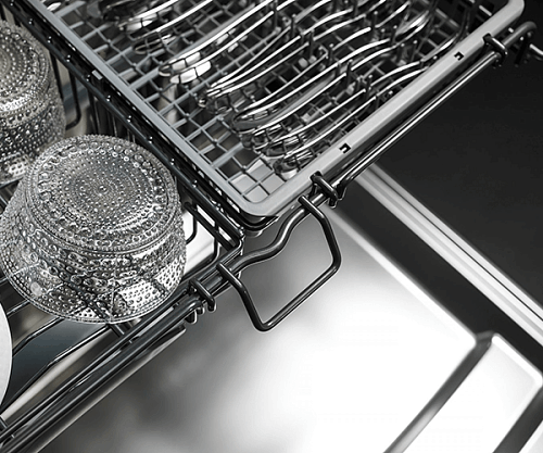 Можно ли мыть хрусталь в посудомоечной машине: риски и правила